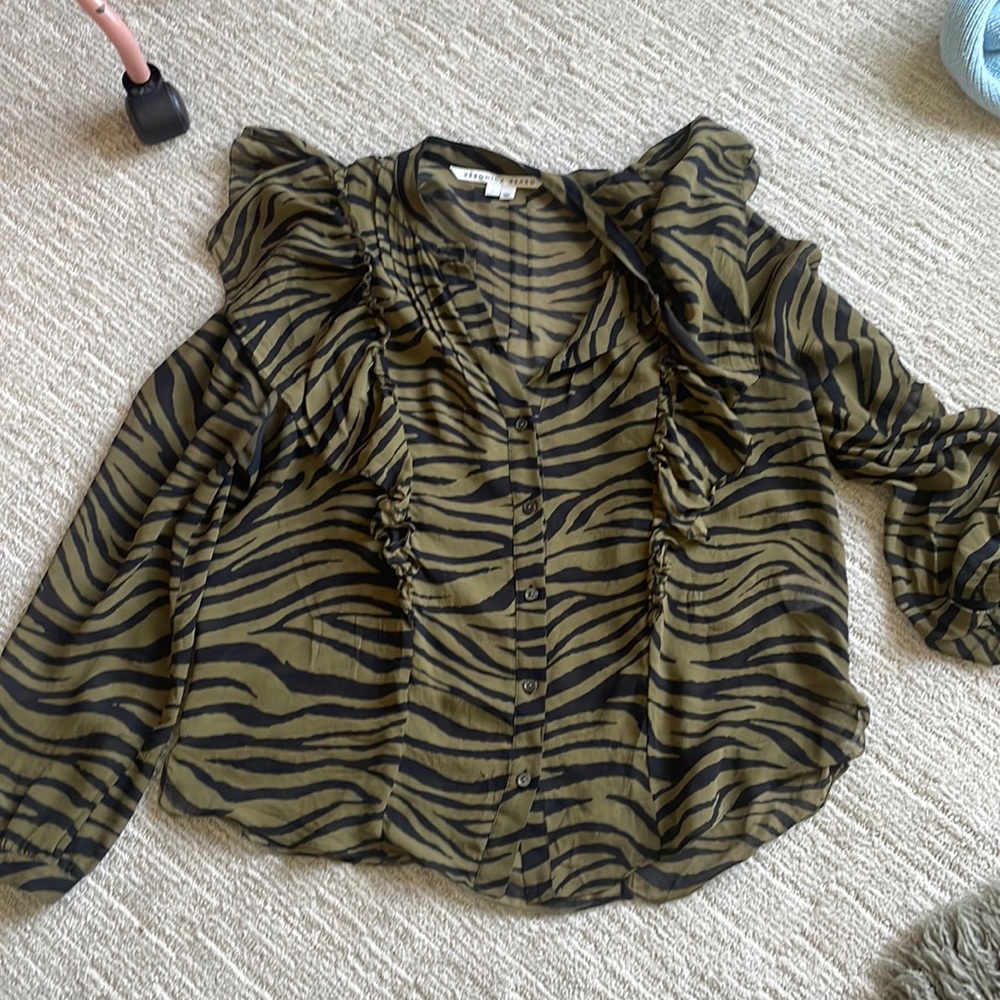 Veronica beard blouse
